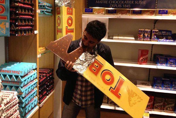 16. Devasa Toblerone çikolatası