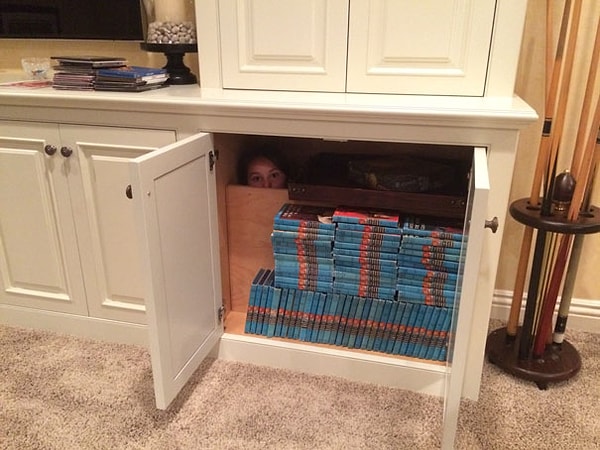 9. Чемпион игры в прятки