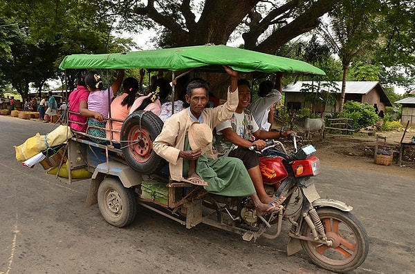 10. Устали ходить? Садитесь в общественный транспорт
