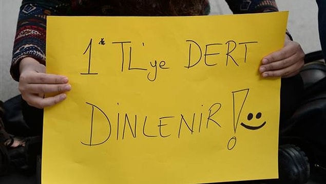 "Kimsenin derdini başka kimseye anlatmıyoruz. Sokakta müzik yapan insanlar gibi biz de insanları mutlu etmek için çalışıyoruz."