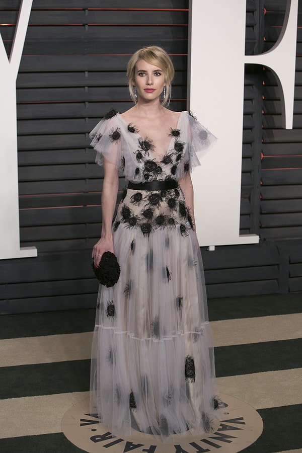 9. Эмма Робертс