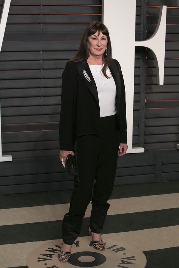 13. Анжелика Хьюстон