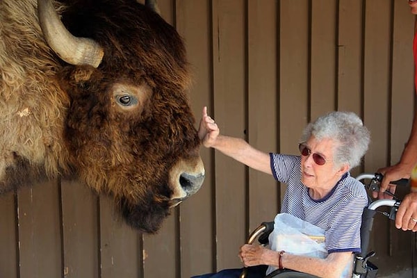 7. «Она сказала, что никогда бы не осмелилась на такое путешествие в одиночку», - говорит ее дочь.