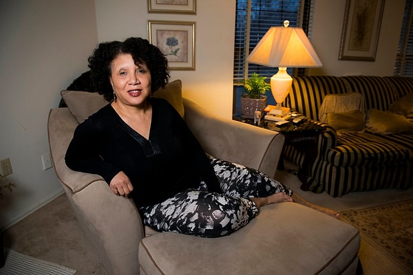 8. Эйприл Джонсон, 58 - "Быть сексуальной в мои 50 - значит чувствовать"