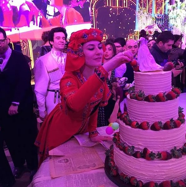 12. Свадебный торт 🍓 🍰 🍓