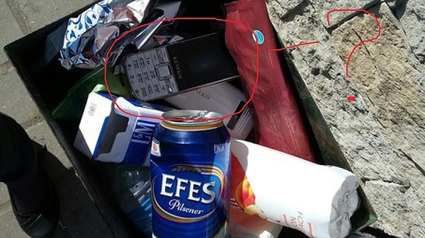 3. Он продал телефон и еще не купил новый