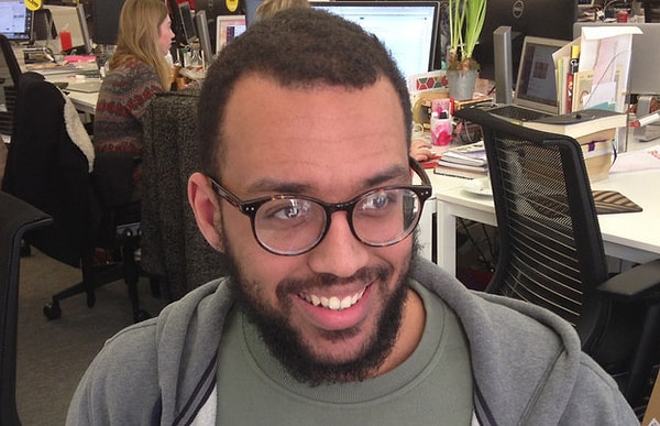 - Эээ...а можно, чтобы мне платили за выходные во время моих "мужских дней"?