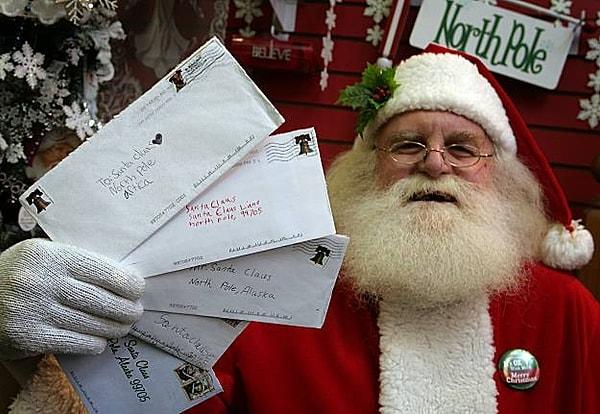 11. Her yıl, noelde Kanada’da “Noel Baba” ismine 1 milyon mektup postalanır.