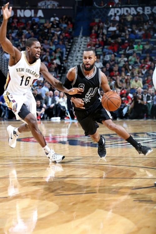 Spurs'a galibiyeti Leonard ve Aldridge getirdi