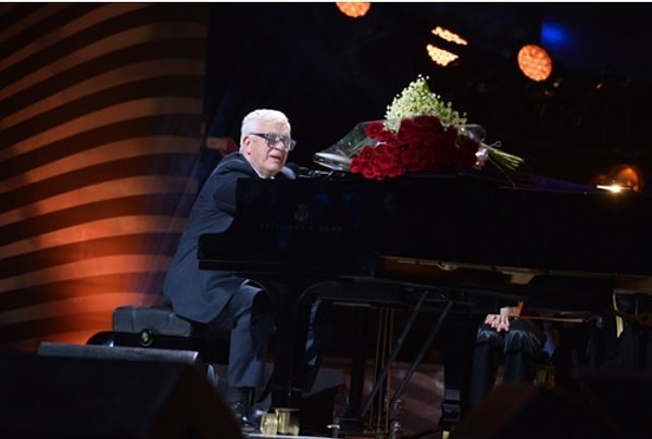 4. Раймонд Паулс