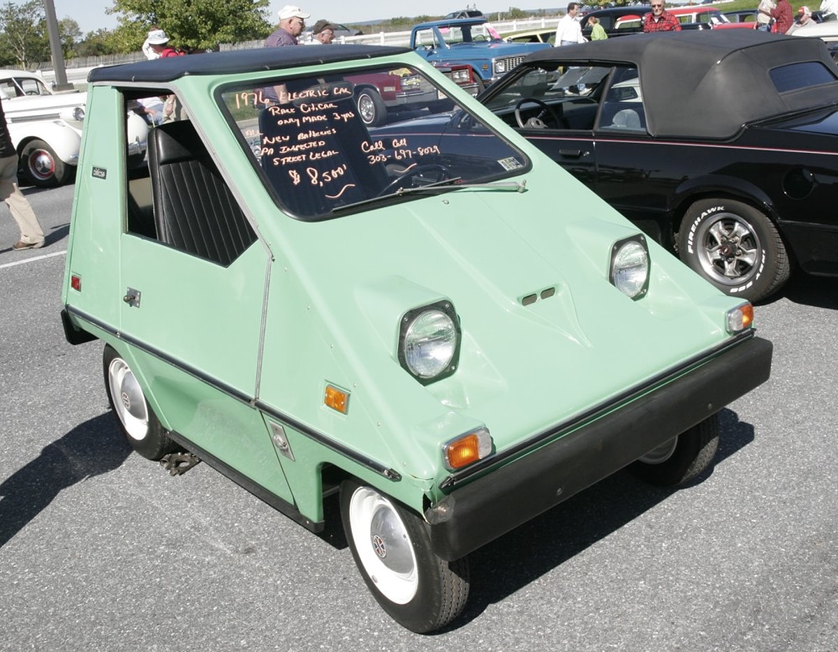 Кайа машина. Sebring-Vanguard Citicar. Citicar электромобиль. Sebring Citicar 1974 1977.