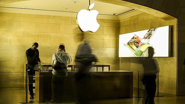 Teknoloji dünyası Apple'ı destekliyor