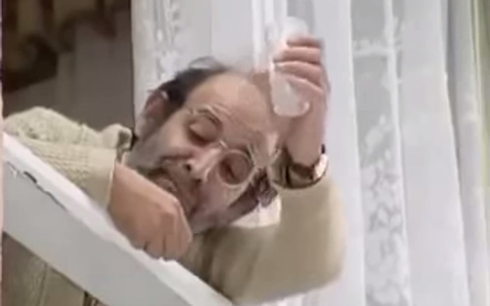 Alkol Masasında İçki İçmeyenlerin Şahit Olduğu 14 Durum