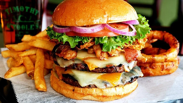 Hamburger dedin miydi akan sular durur!