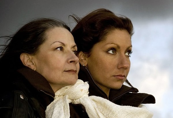 7. Вы начинаете спрашивать у нее разрешения сделать что-либо