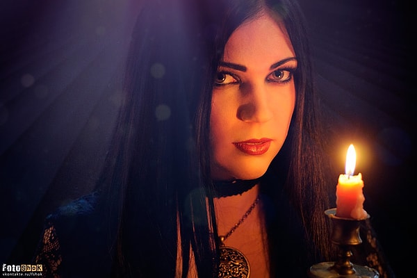 14. Друзья всегда настаивают, чтобы на Хэллоуин 🎃 ты была ведьмой