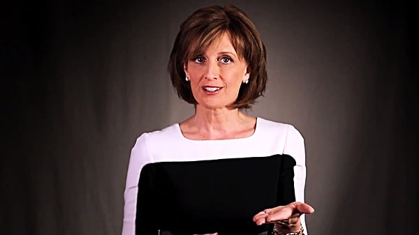 9. Энн Суини