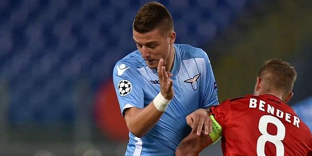 Sergej Milinković-Savić (Lazio - Orta saha)