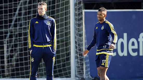 Van Persie ve Nani Hayranlarının Sorularını Yanıtladı