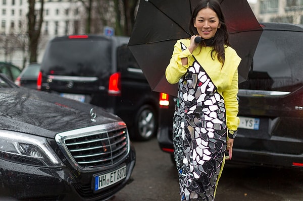 2. Такое событие случается обычно дважды в год.