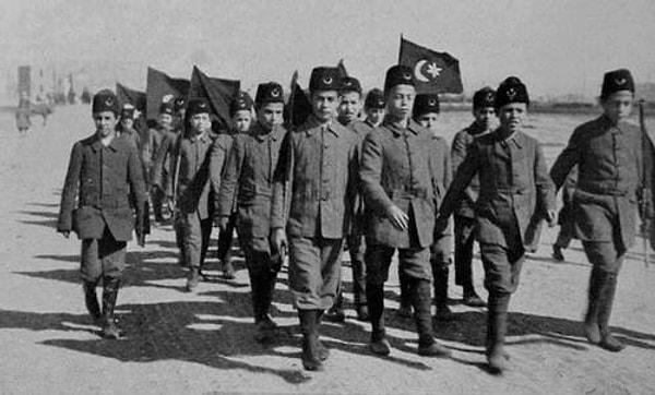 6. Kazım Karabekir 'Çocuk Davam' dediği konudaki ciddiyetini göstermek ve Mustafa Kemal'in desteğini alabilmek için çocukların bir kısmını Ankara'ya götürdü.