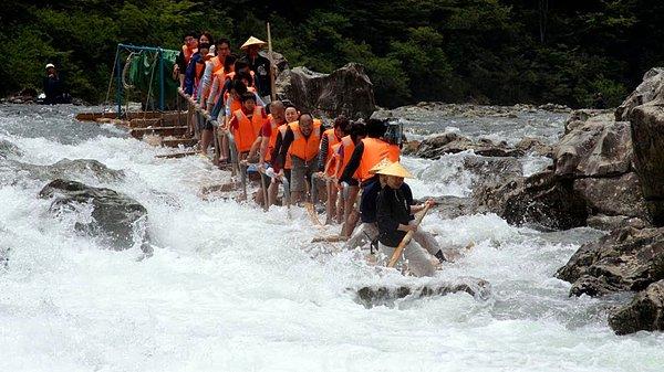 Japon Nehri 'Kitayama' dünyanın en tehlikeli rafting deneyimine ev sahipliği yapıyor.