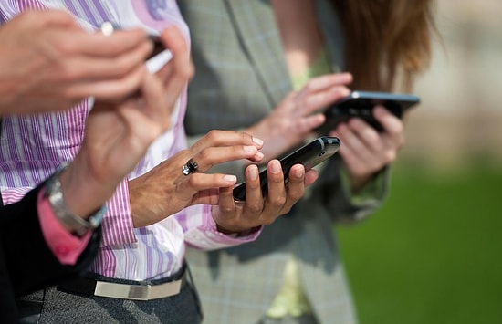 Mobil Konuşma Süresinin 2018'de 265 Milyar Dakikaya Ulaşması Bekleniyor