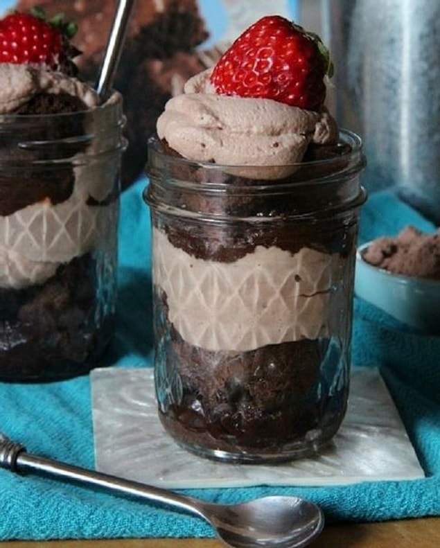 6. Browni Parfe