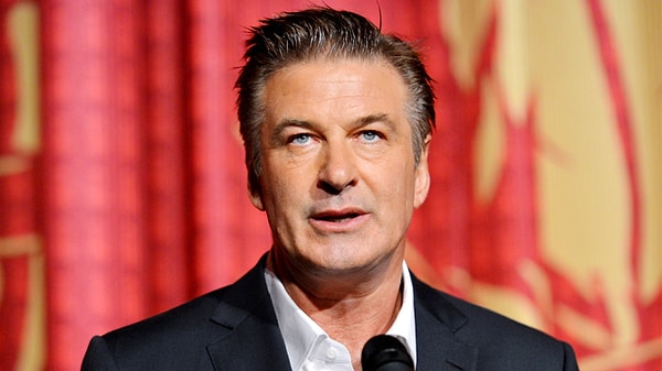 4. Алек Болдуин - Филиппины