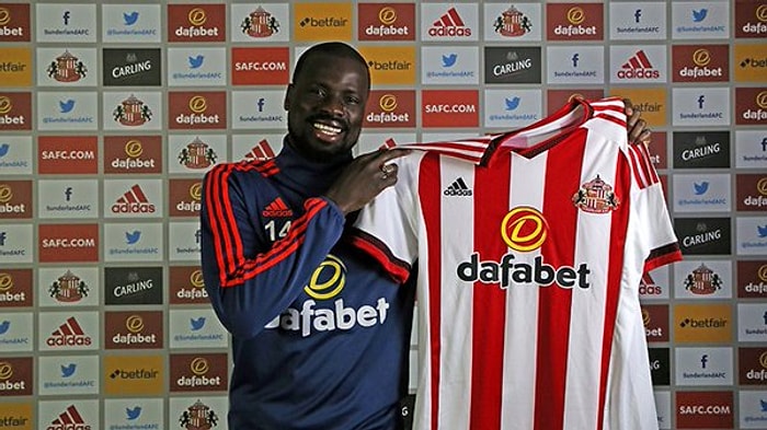 Sunderland Eboue ile Anlaştı