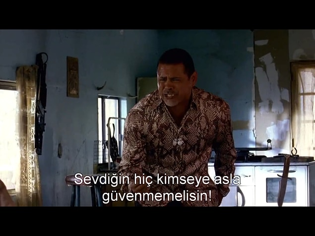 6. Güvendiğin insan arkandan vurunca