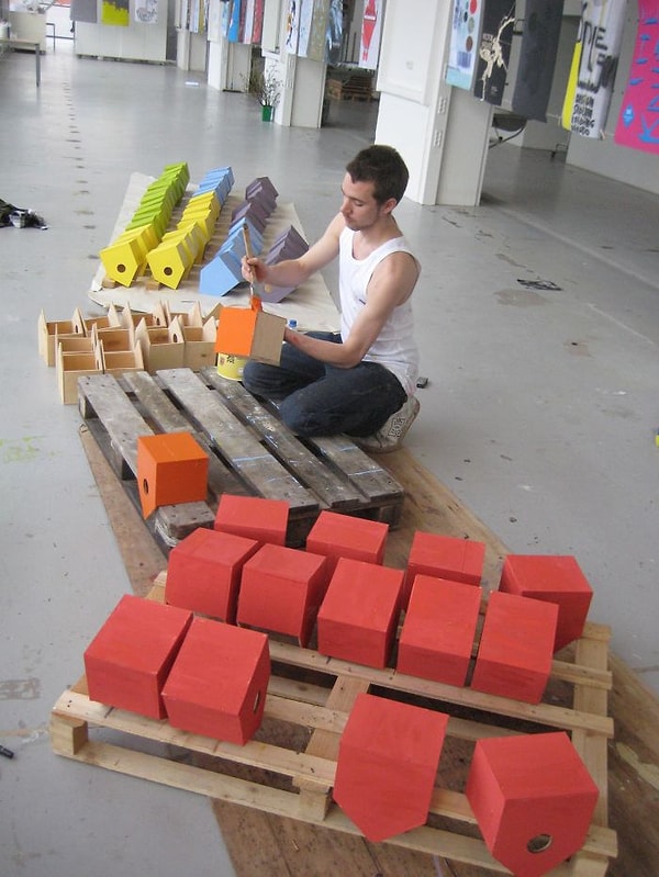 2. Птицы - чуть ли не последние представители дикой природы, что все еще живут в городах