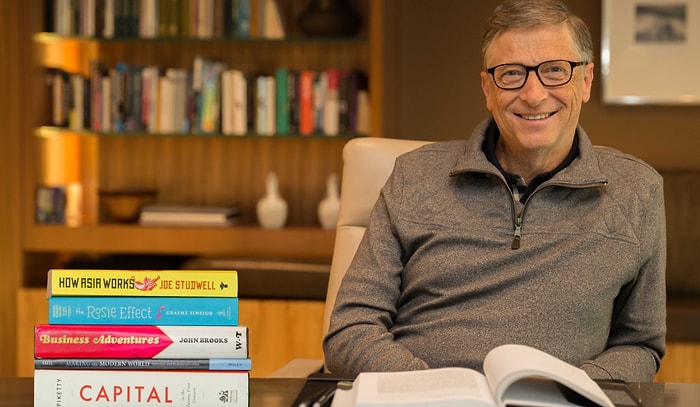 Tam Bir Kitap Kurdu Olan Bill Gates'in İş Hayatındaki Herkese Şiddetle Önerdiği  8 Kitap