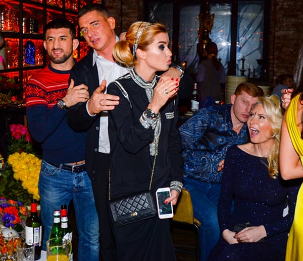 1. Расул Мирзаев, Курбан Омаров и Ксения Бородина