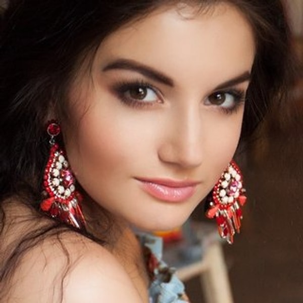 6. Елена Болотнова, художник