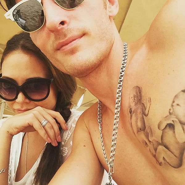 7. Однако теперь мы можем посмотреть на двух чудесных малышей. Ведь недавно Павел сделал ТАТУ с ними.