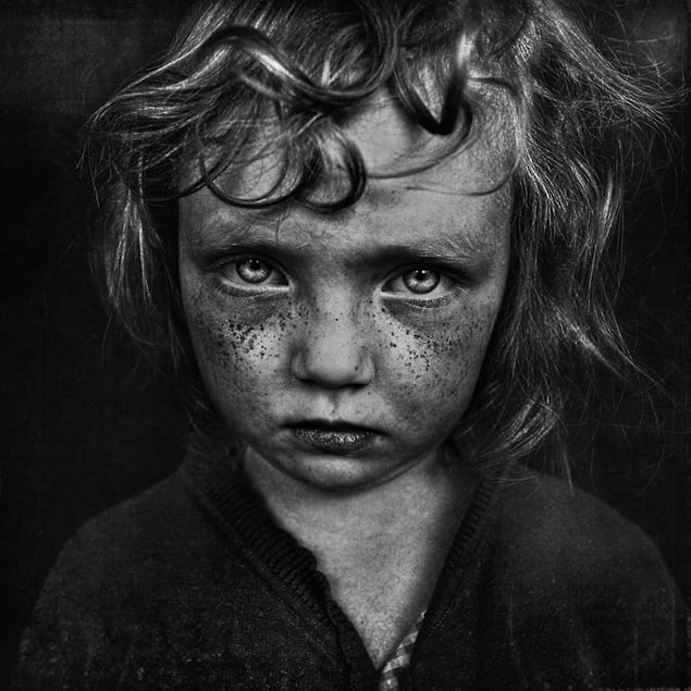 10. B, Lee Jeffries, Birleşik Krallık (Portre Kategorisi Birinciliği, İlk Yarı)