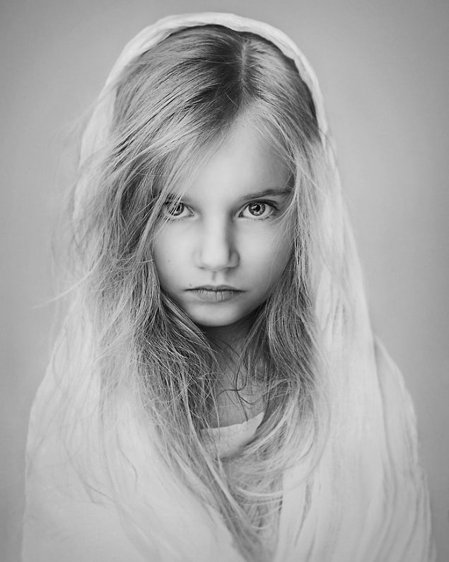 11. Anya, Lisa Visser, Birleşik Krallık (Portre Kategorisi Üçüncülüğü, İlk Yarı)