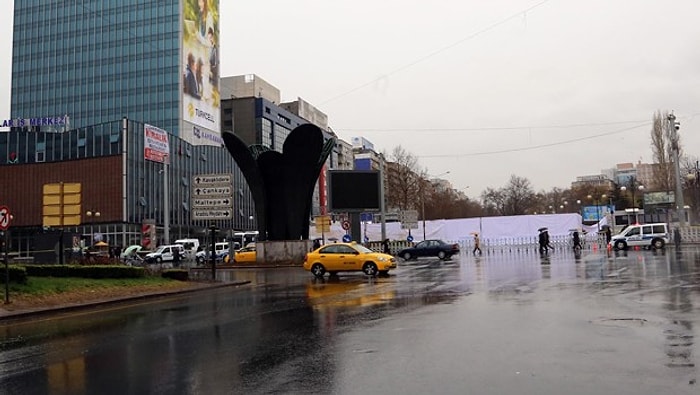 Saldırıda Yaralanan Üniversite Öğrencisi, Bakanlık Binası Bahçesinde Bulundu