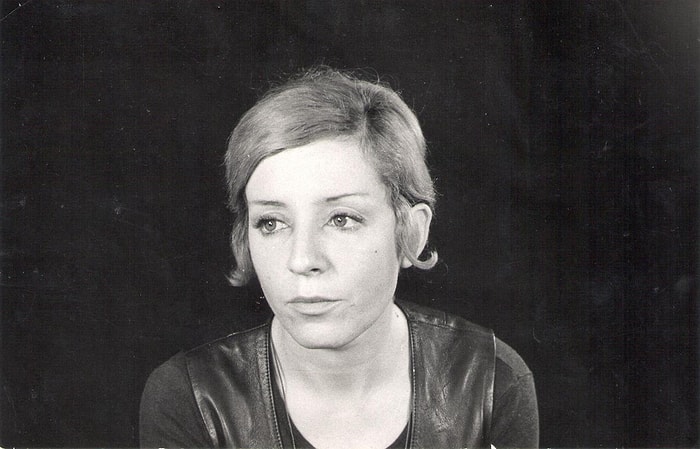 Şairlerin Aşık Olduğu Kadın Tomris Uyar'dan 13 Alıntı