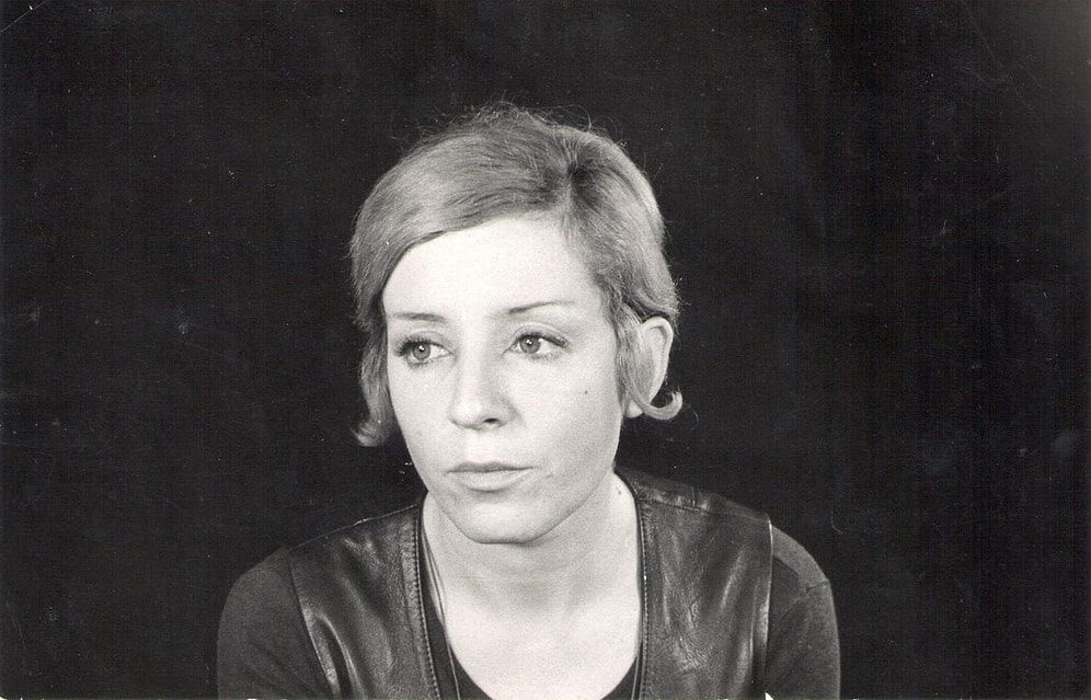 Şairlerin Aşık Olduğu Kadın Tomris Uyar'dan 13 Alıntı