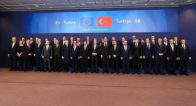 'Gelinen noktada vizesiz seyahatin şartlı olduğu bilinmeli'