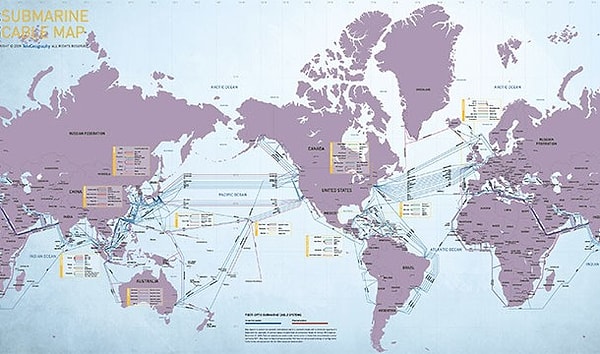 16. Единственная причина, по которой вы можете прочесть эту статью - сотни километров кабелей из стекловолокна, пролегающие на дне мирового океана