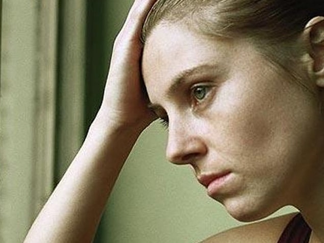 4. Bu kadına ne olmuş böyle, nelere dalmış?..