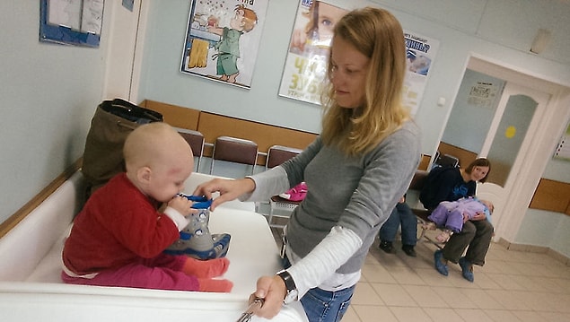 "Klinikte sıra beklemek hiç de sıkıcı değil. Çünkü çantamda her zaman 1-2 oyuncak oluyor."