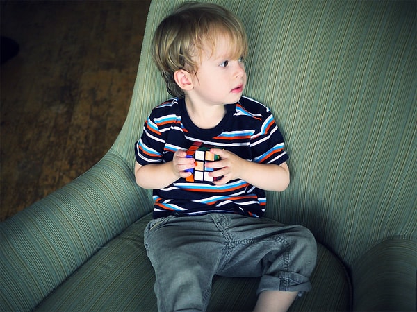 13. Вместо фразы "Откуда мне знать?" употребляйте такое предложение "Я не знаю, но узнав, расскажу тебе".