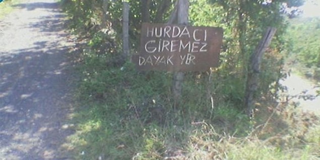 2. Muhtemelen hurda sanıp götürülen eşyalarından sonra yılmış insan.