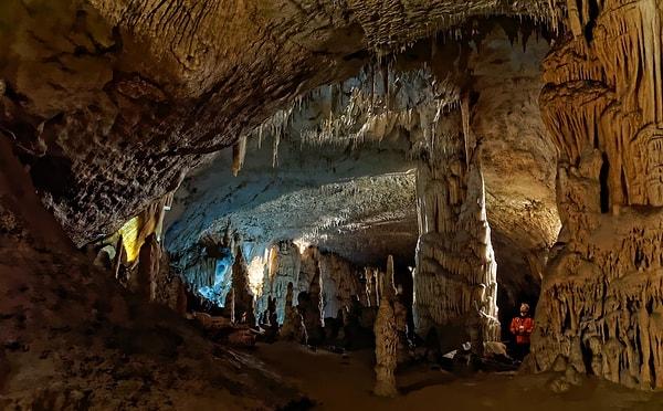 15. Bugüne kadar 35 milyon ziyaretçi mağaraya gelmiş.