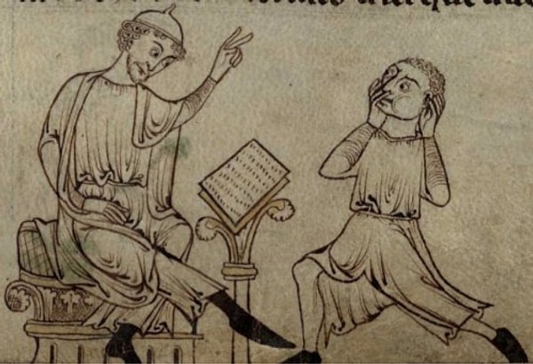 3. Эта неловкая ситуация, когда вы уже попрощались, а вам, оказывается, в одну сторону.