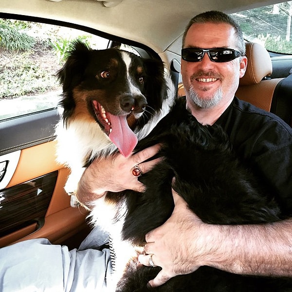 6. «Тоби – очень веселая и дружелюбная собака. Он любит всех вокруг! Особенно малышей»